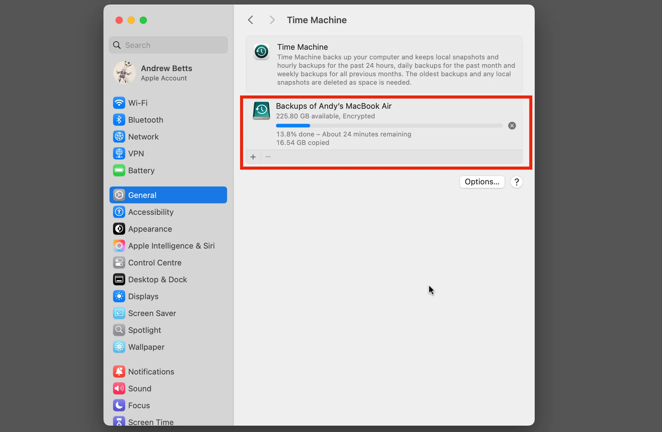 Time Machine đang sao lưu dữ liệu Mac