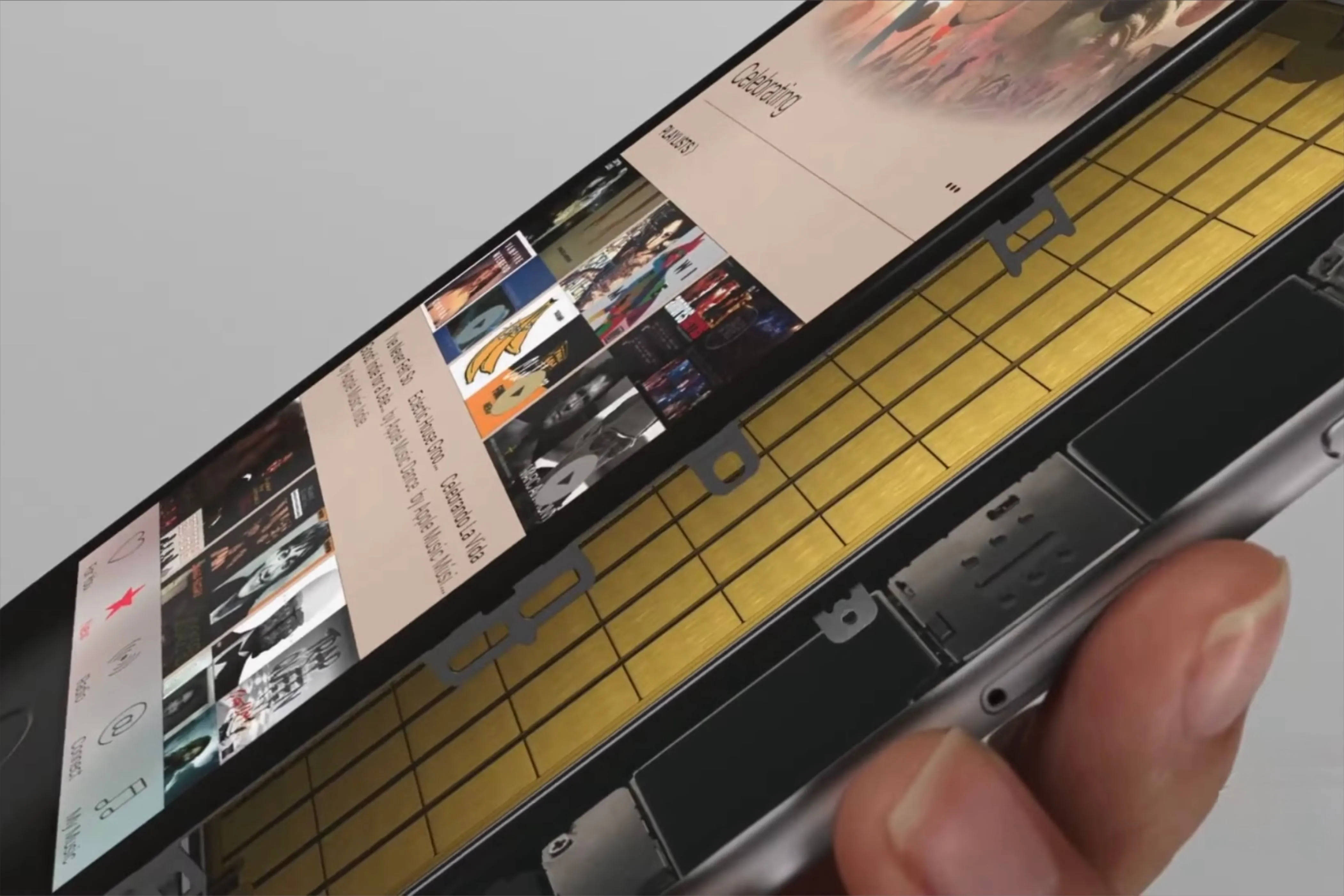 Cảm biến áp lực nằm bên dưới màn hình iPhone 6s, là bộ phận cốt lõi của 3D Touch