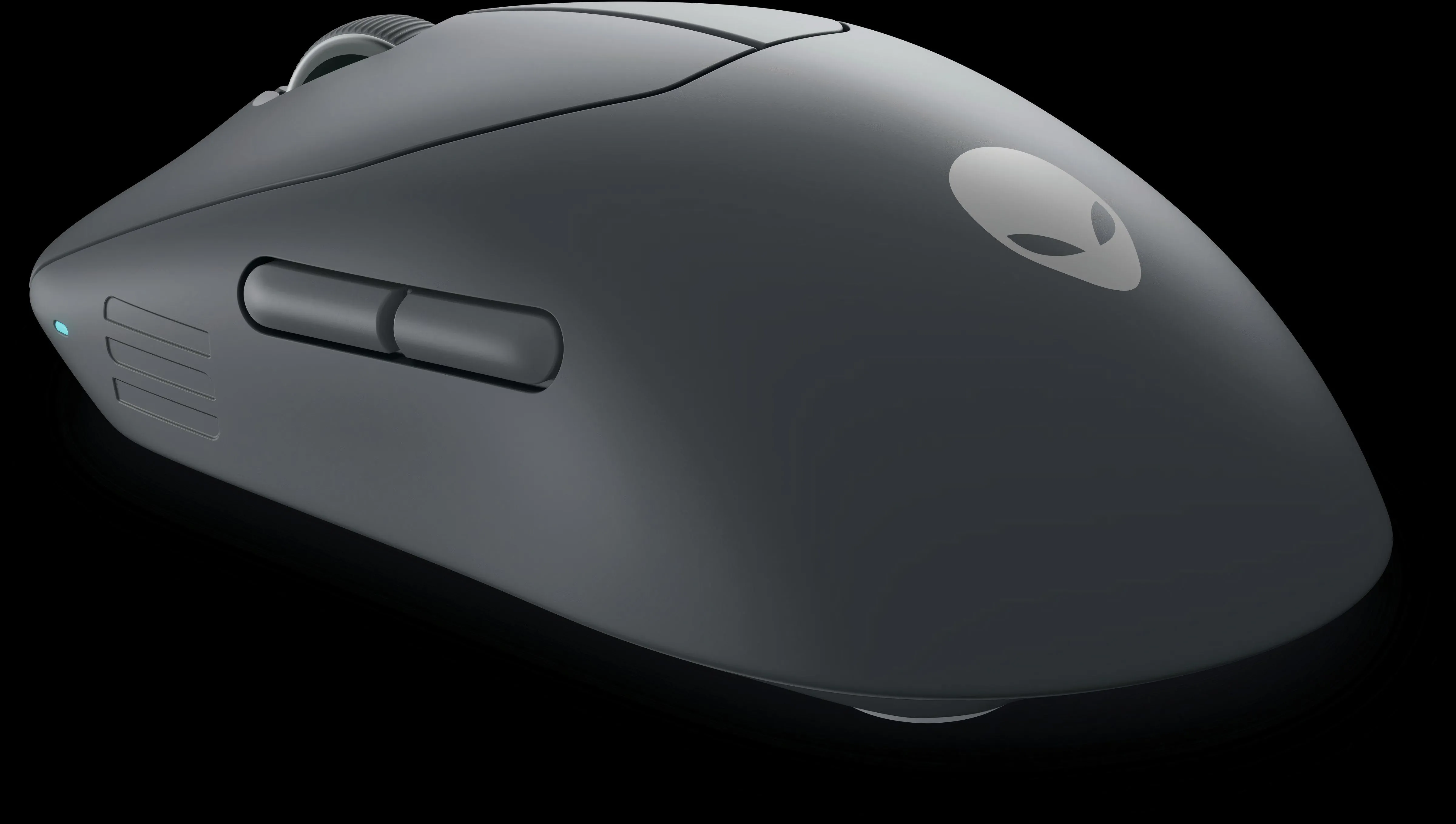 Cận cảnh chuột chơi game không dây Alienware Pro Wireless màu đen, nổi bật với thiết kế tối giản và công thái học.