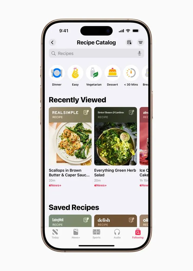 Giao diện danh mục và các công thức nấu ăn trong tính năng Apple News+ Food trên iPhone.
