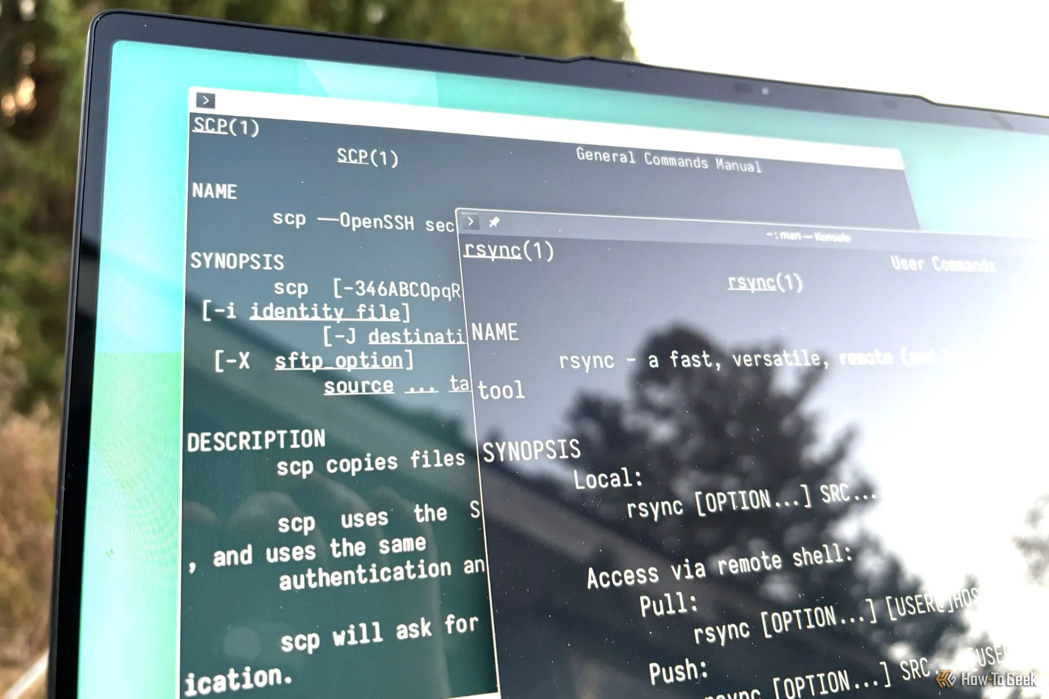 Hai cửa sổ terminal trên màn hình laptop hiển thị trang hướng dẫn lệnh scp và rsync.