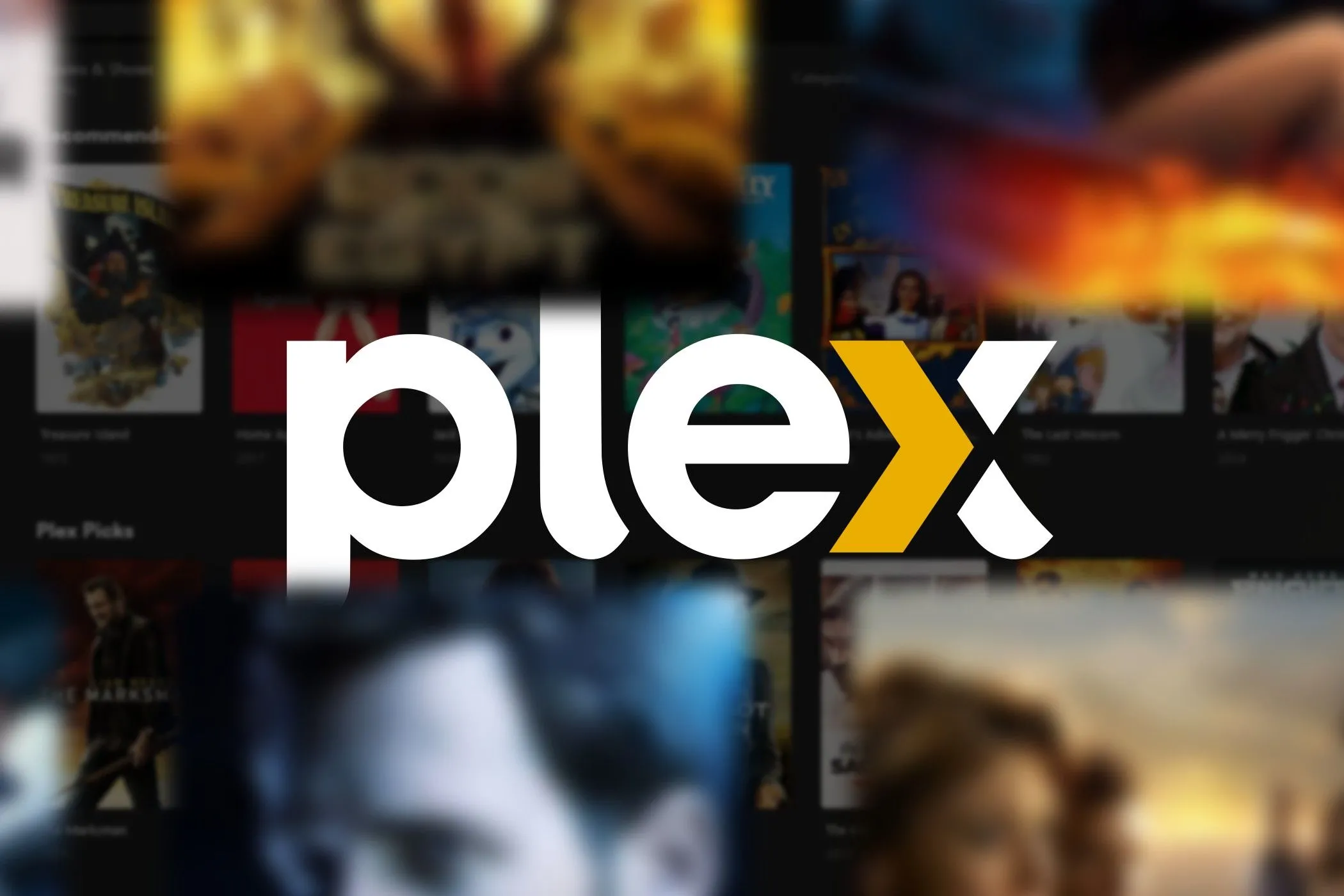 Logo Plex màu tím đặc trưng trên nền giao diện người dùng tối, minh họa dịch vụ streaming Plex Pass.