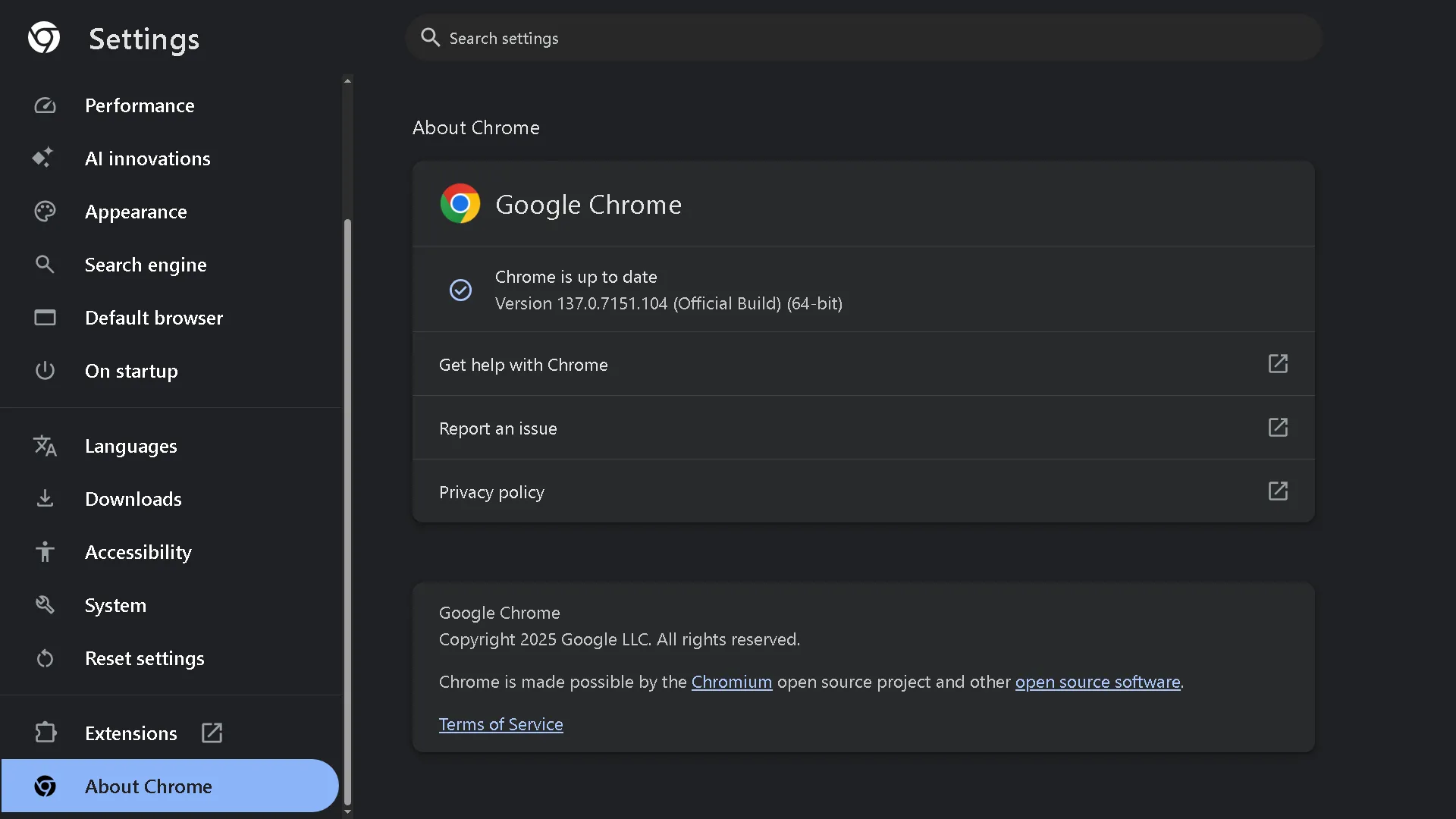 Màn hình &quot;Giới thiệu về Chrome&quot; trong cài đặt Google Chrome, hiển thị quá trình kiểm tra và cập nhật trình duyệt