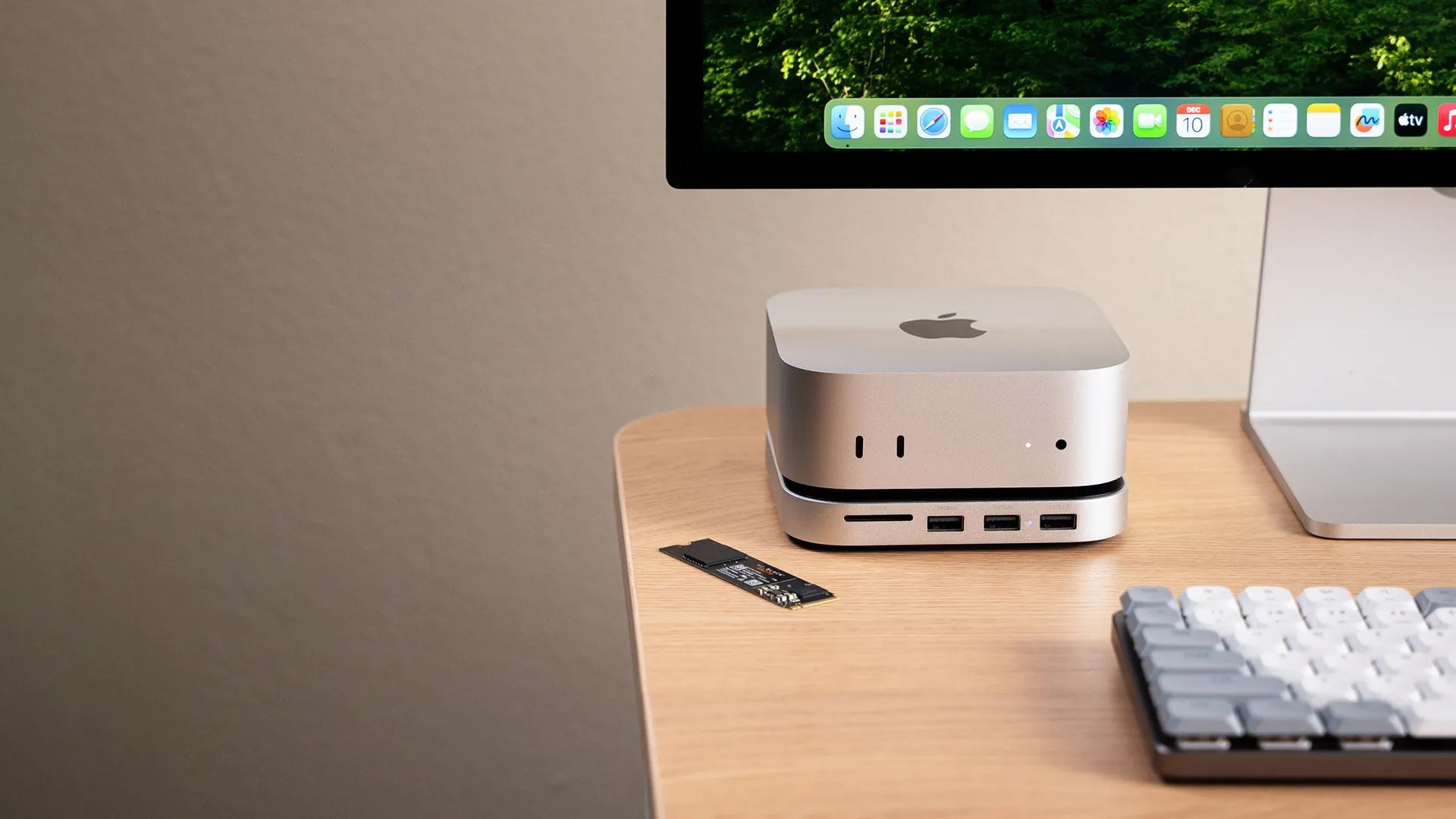 Phụ kiện Satechi M4 Mac Mini Hub kết nối mở rộng cổng cho máy tính Mac Mini
