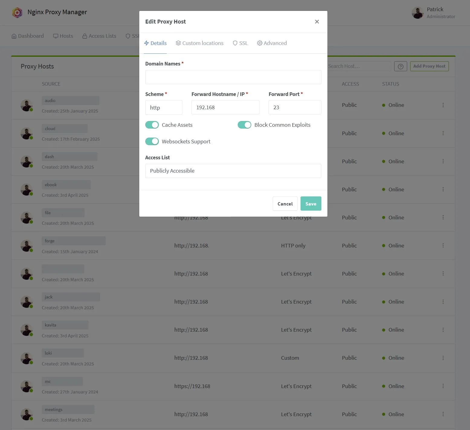 Thiết lập một Host mới trong Nginx Proxy Manager, cho phép định tuyến lưu lượng truy cập đến các dịch vụ nội bộ.