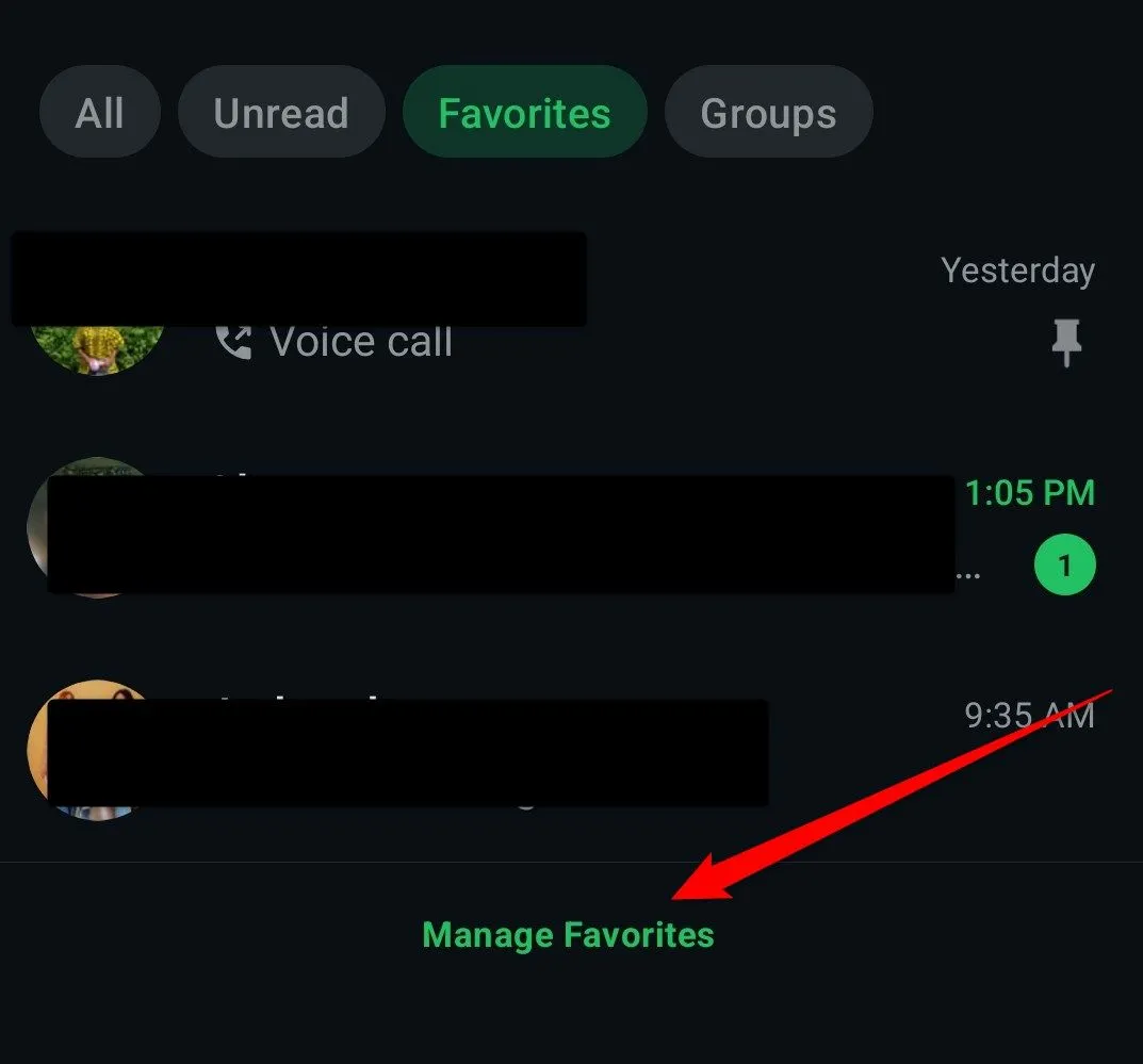 Trang &quot;Ưa thích&quot; trên WhatsApp, hiển thị các liên hệ đã được thêm vào và nút &quot;Quản lý Ưa thích&quot;