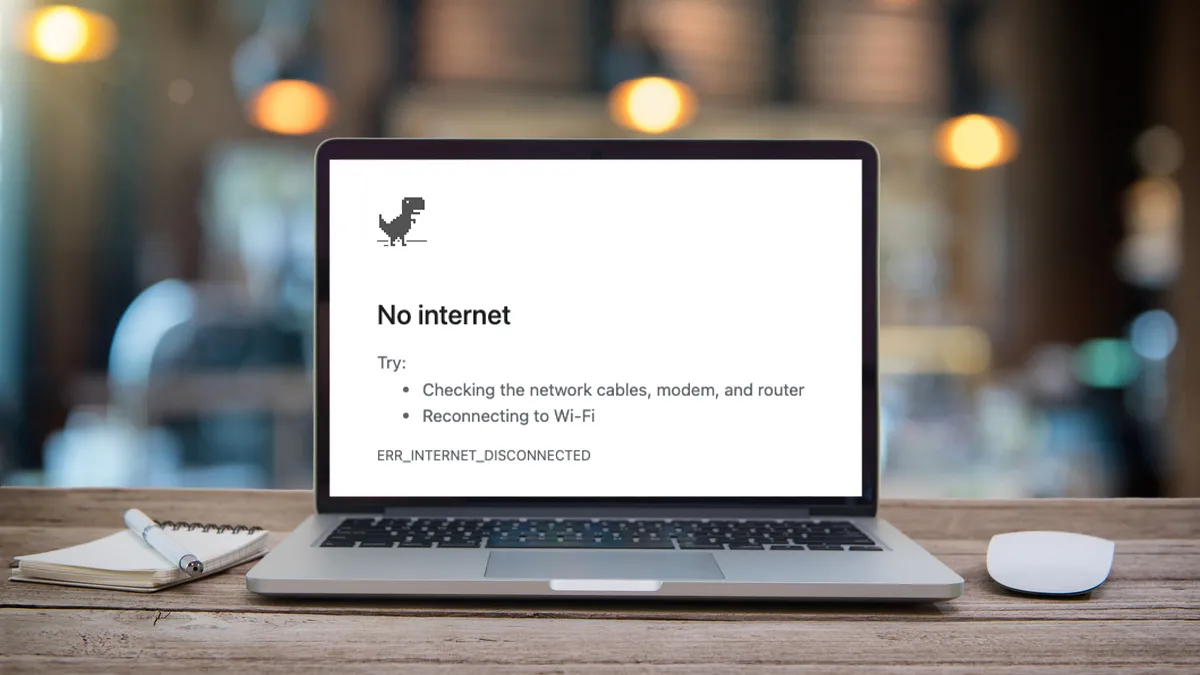 Trò chơi Google Dino Game hiện trên màn hình laptop khi không có kết nối internet