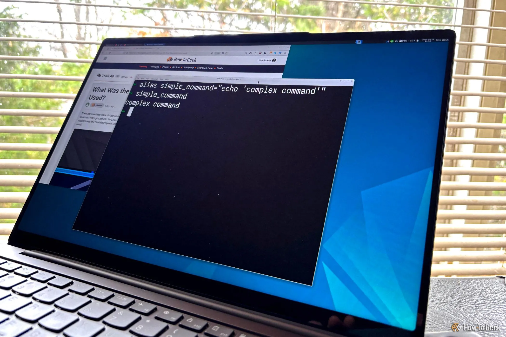 Ví dụ về lệnh alias đang chạy trên terminal Linux, cho thấy cách rút gọn các lệnh phức tạp.