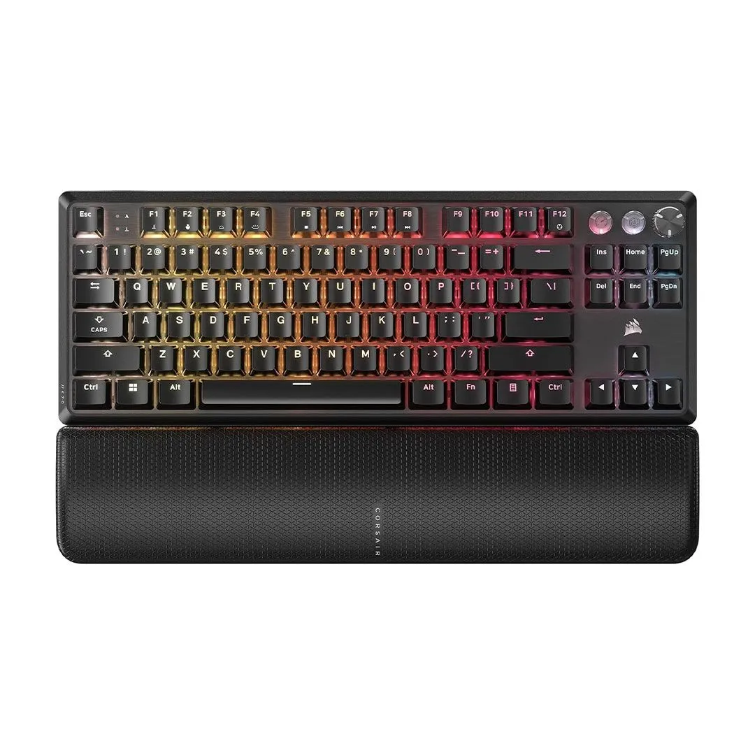 Bàn phím cơ Corsair K70 PRO TKL màu đen nổi bật trên nền trắng, thể hiện thiết kế tenkeyless và đèn nền RGB