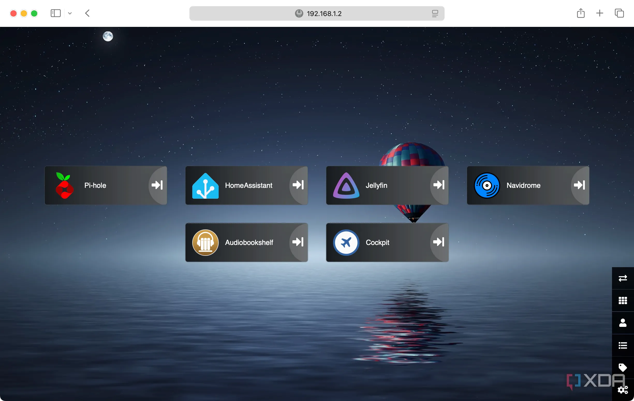 Dashboard Heimdall tùy chỉnh với các biểu tượng dịch vụ self-hosted để truy cập nhanh