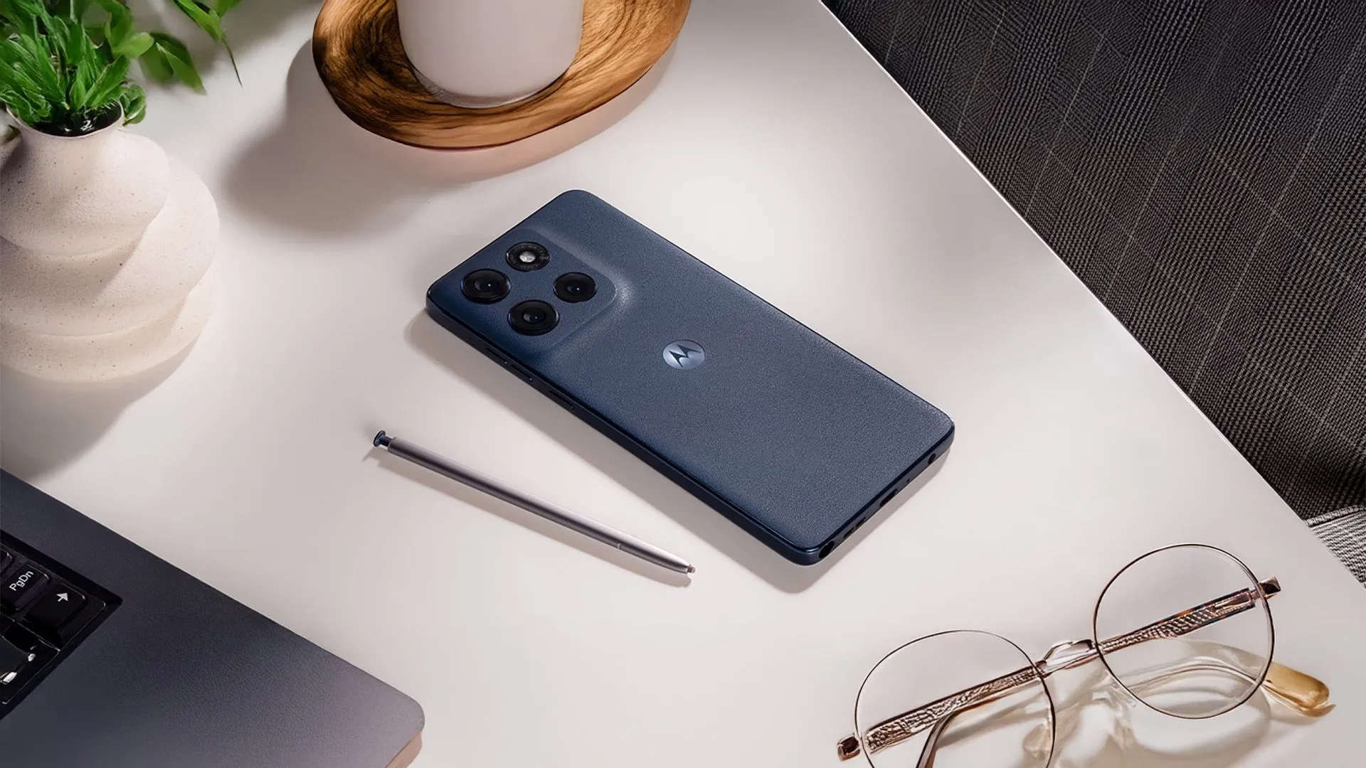 Điện thoại Motorola Moto G Stylus 2025 với bút cảm ứng, một lựa chọn giá phải chăng nhưng còn hạn chế về cập nhật