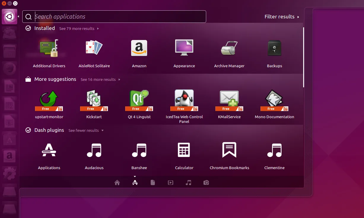 Giao diện Dash tích hợp tìm kiếm trong phiên bản Ubuntu 15.04 cũ, thể hiện sự thay đổi chính sách của Canonical.
