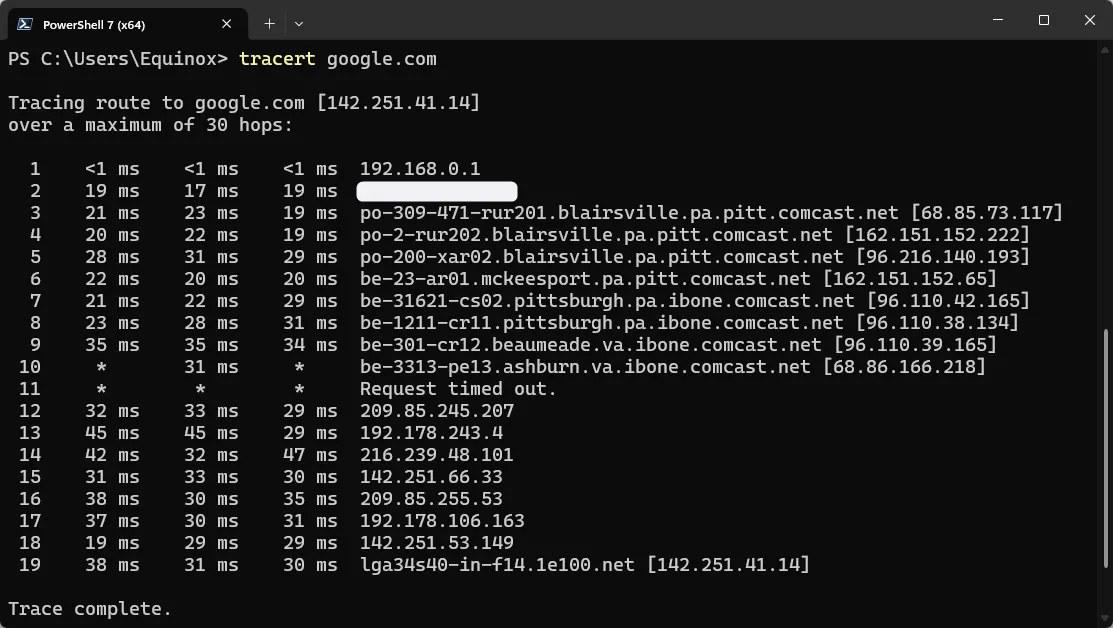 Lệnh tracert đang chạy trên Windows 11 để minh họa đường đi của dữ liệu