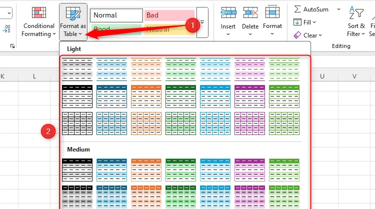 Menu thả xuống &quot;Format As Table&quot; của Excel với các tùy chọn định dạng hiển thị.