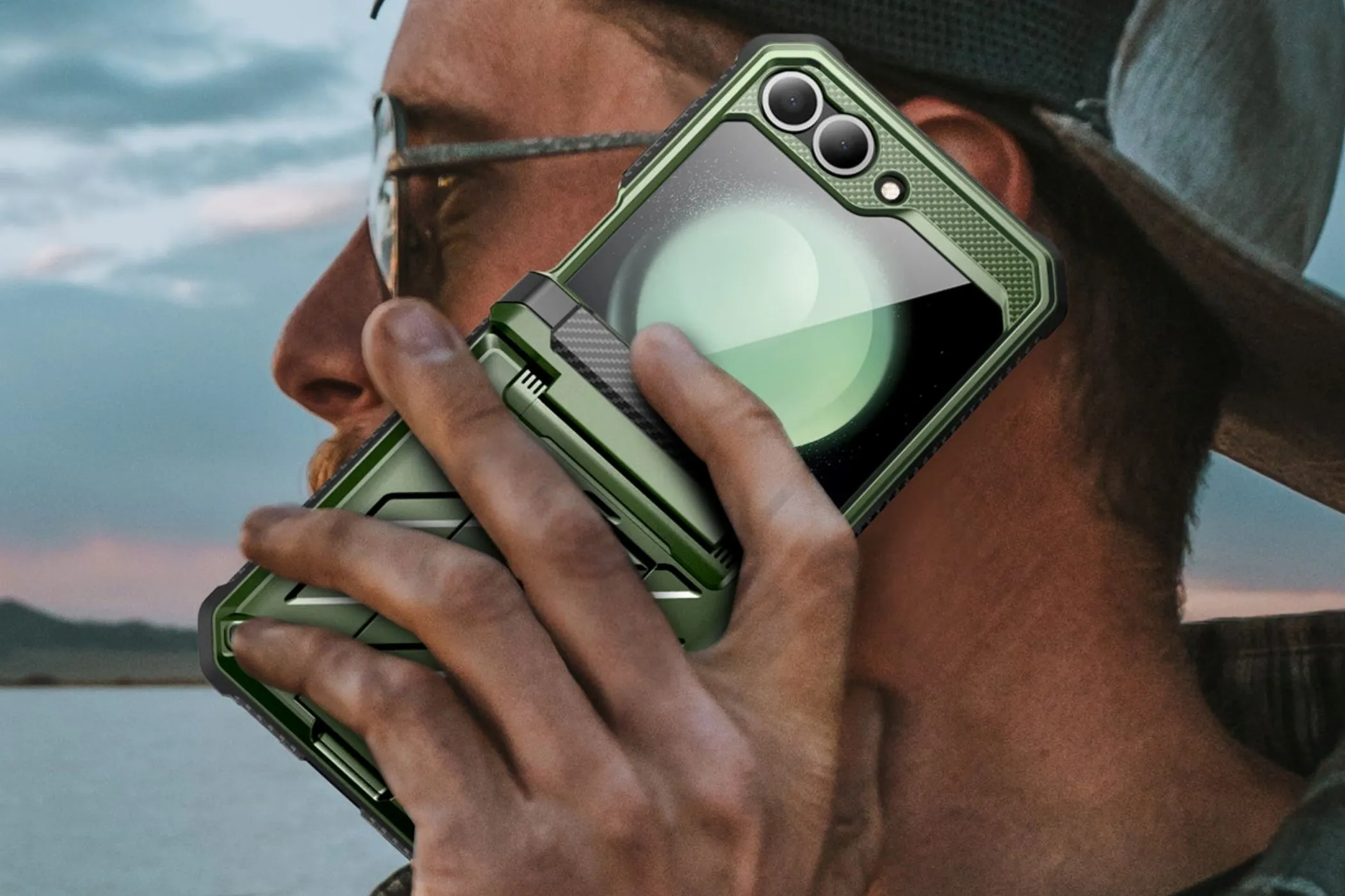 Ốp lưng bảo vệ SUPCASE Unicorn Beetle PRO dành cho Samsung Galaxy Z Flip 6, tăng cường độ bền cho thiết bị.